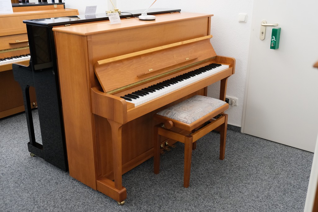 Gebraucht Klavier Th. Betting Kirschbaum satiniert Baujahr 1998 Bild 1