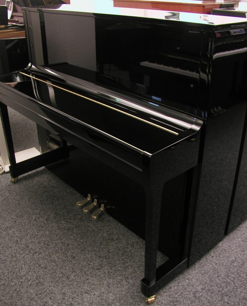 Kawai Klavier K 300 E/P Schwarz Hochglanz Bild 1