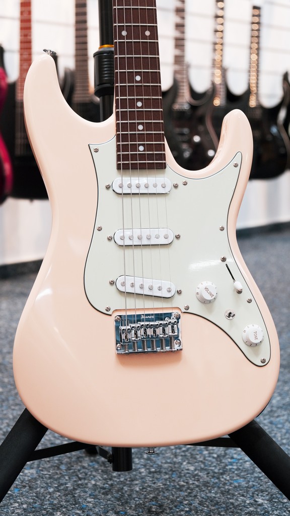 Ibanez E-Gitarre AZES31-IV