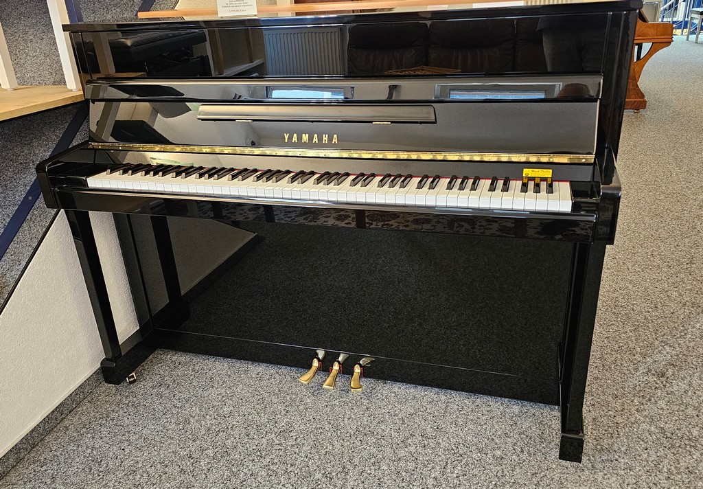 Gebraucht Yamaha Klavier Baujahr 2005