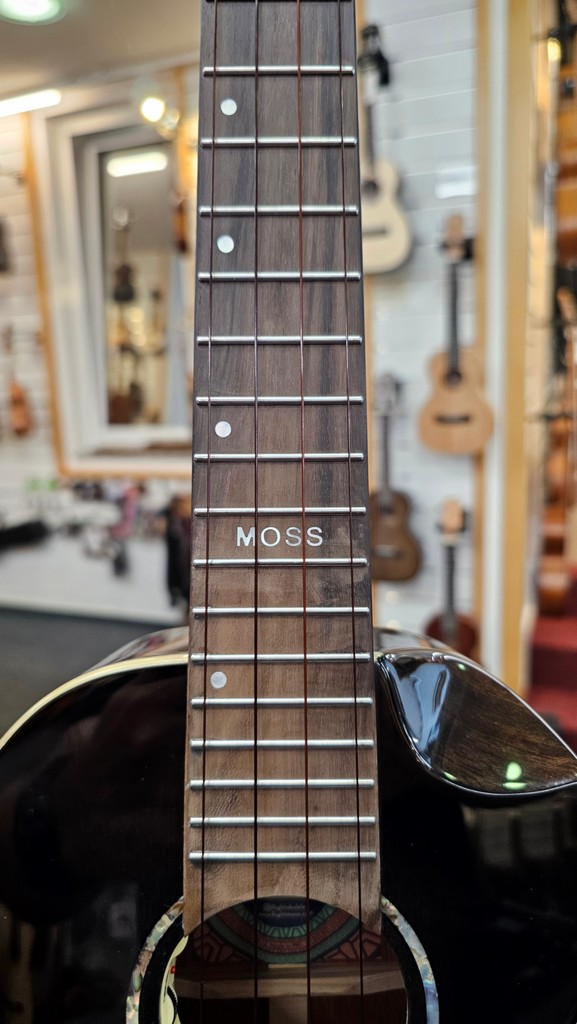 Flight Tenor Ukulele Peter Moss Signature Vollmassiv
